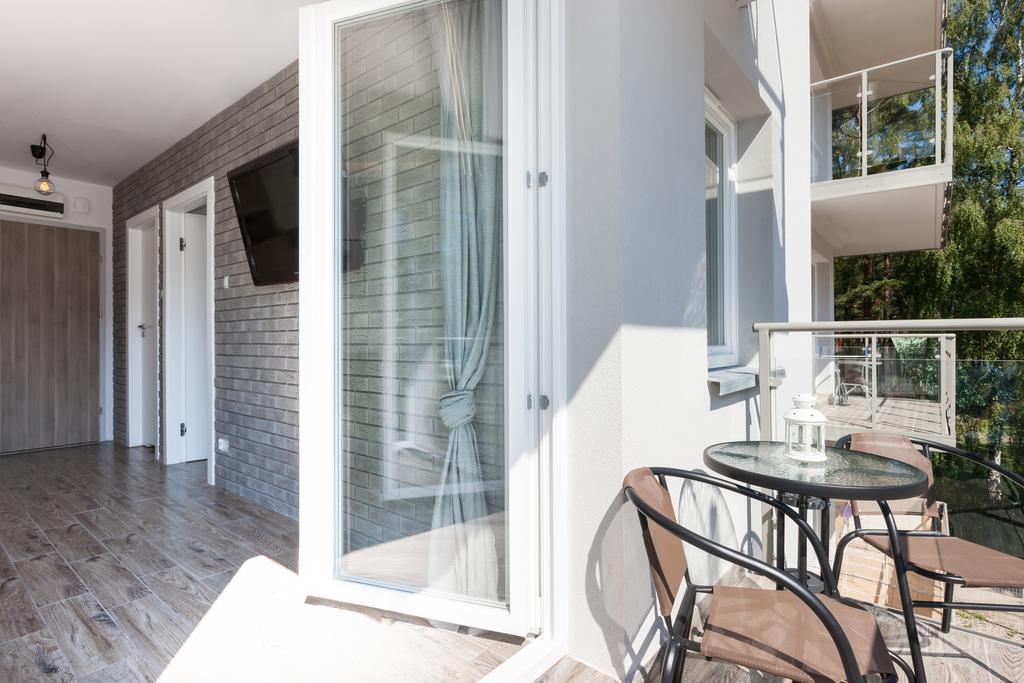 דז'יבנובק Apartament Szczesliwa Dziewiatka מראה חיצוני תמונה